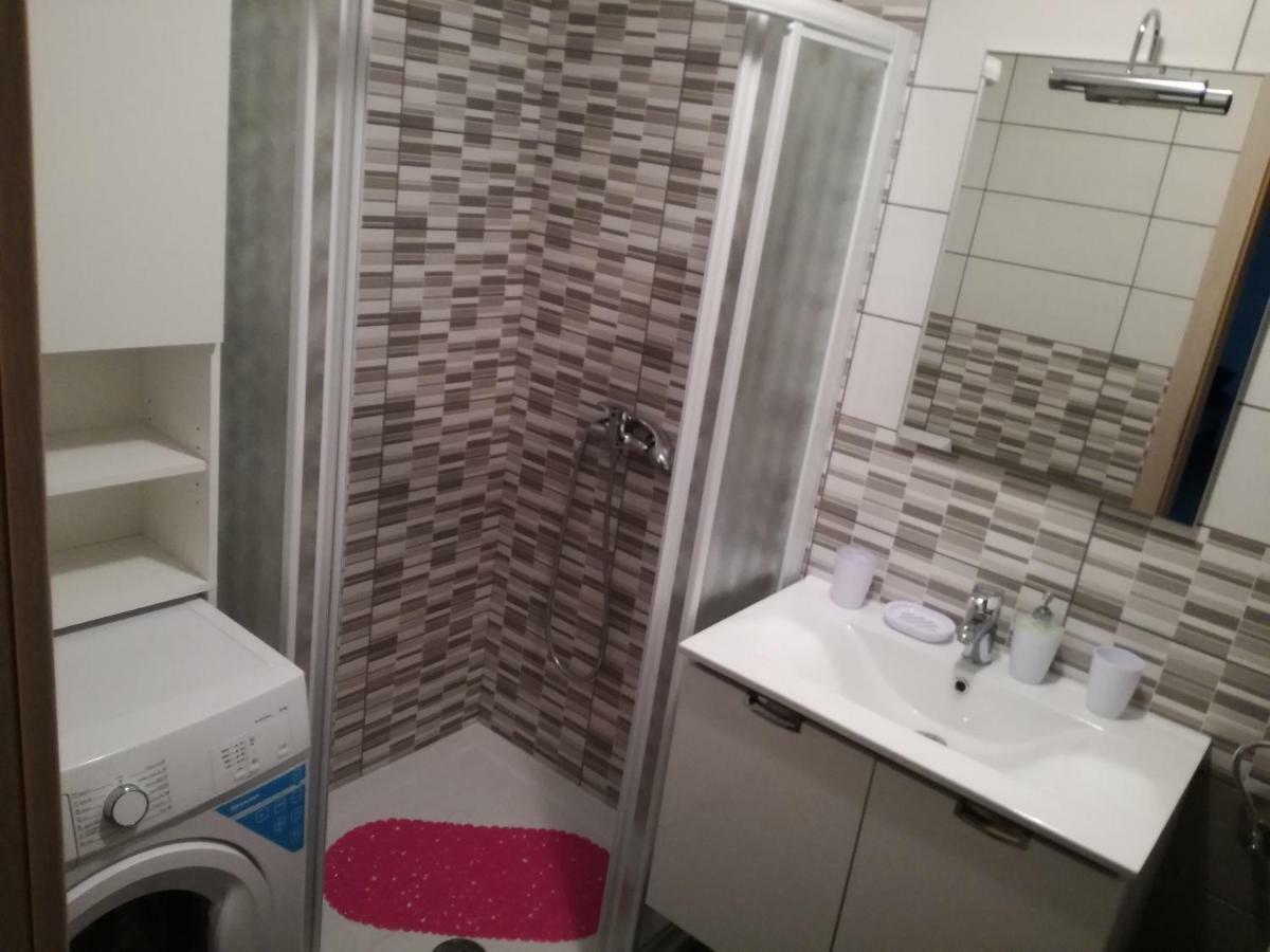 ApartИзола Экстерьер фото