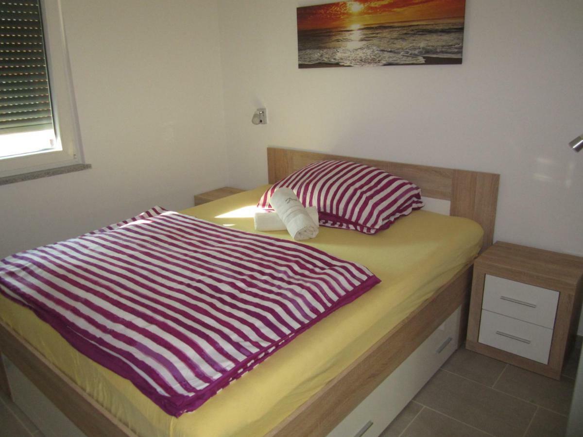 ApartИзола Экстерьер фото